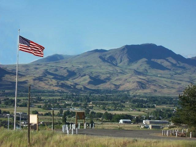 Emmett Valley below Squaw Butte with an American flag