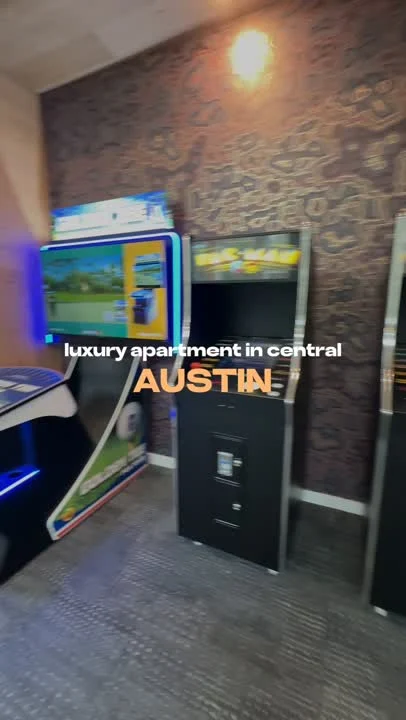 Still from Lola’s Austin apartment content