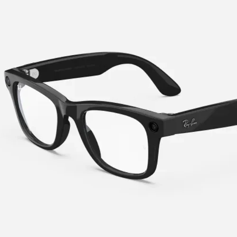 Ray-Ban Meta Wayfarer in shiny black with clear lenses