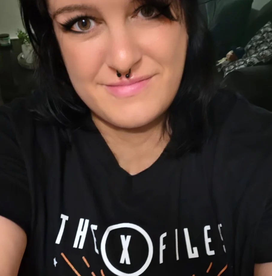 Me 4