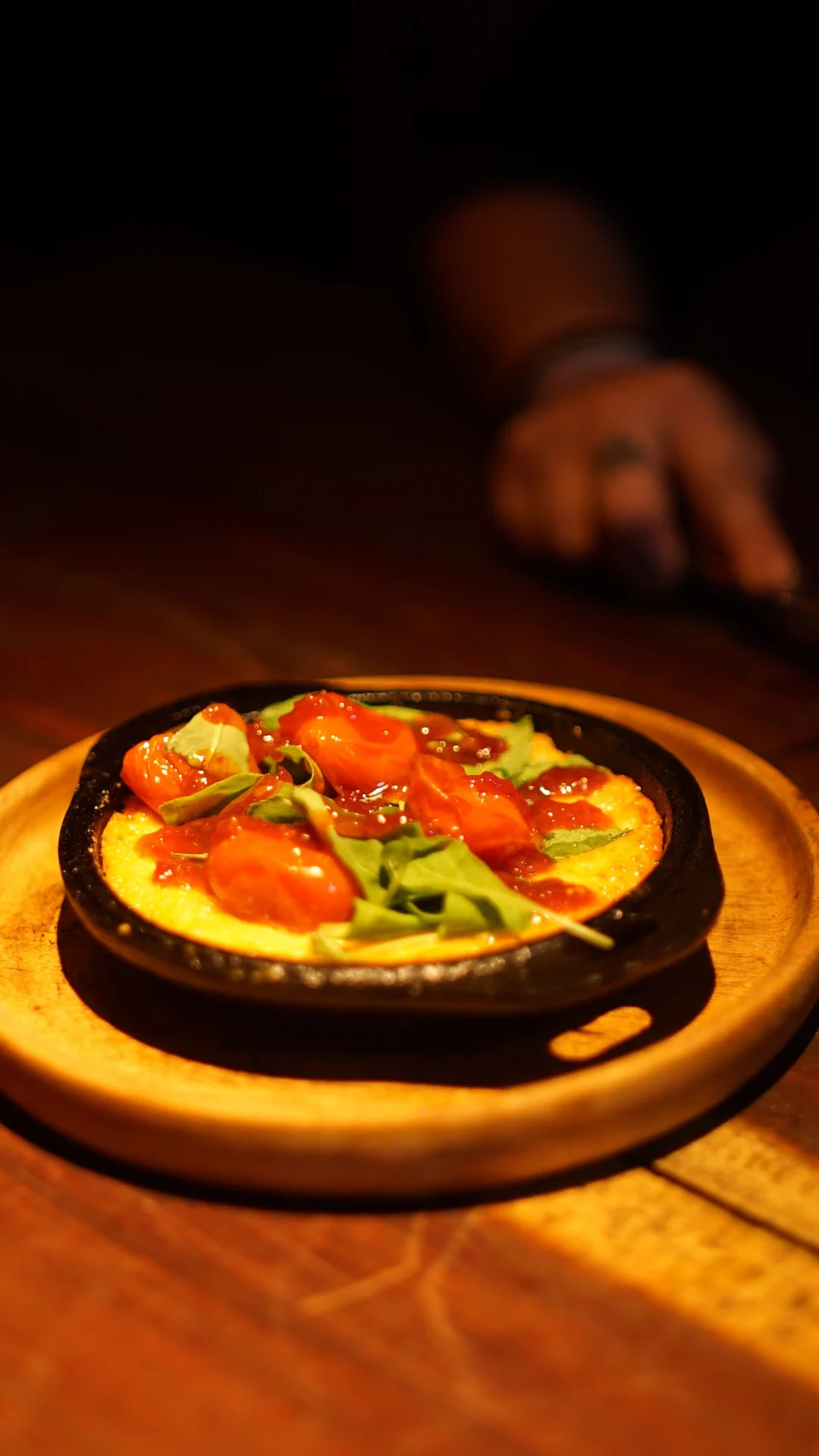 Pizza servida en el Club de la Birra
